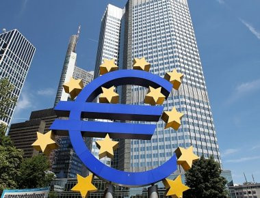 Μείωση του δανεισμού των τραπεζών από τον ELA